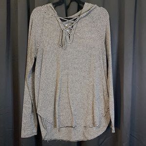 American Eagle Hooded Long Sleeve